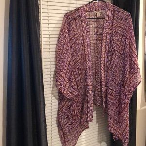 Flowy cardigan WITH pockets!
